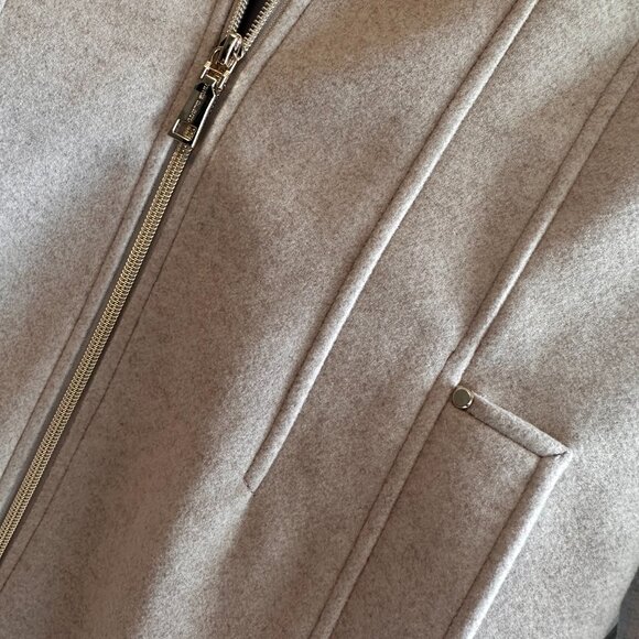 Brand New Vince Camuto - Picture 3 of 5